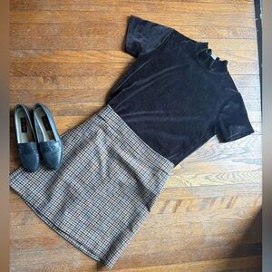 Black Velvet Mock Neck T-Shirt Top Vintage size small